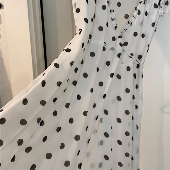 Dress - Picture 4 of 4